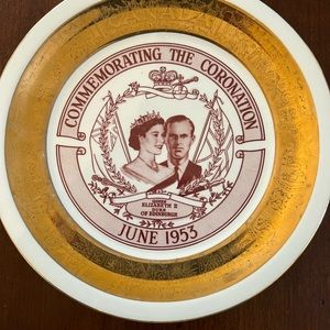 Commemorating the Coronation Plate, Georgian China, 22k gold trim